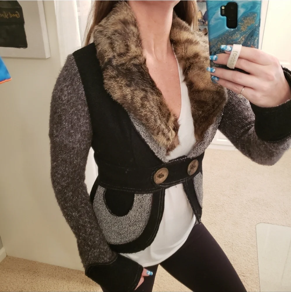 Fantazia Tweed Jacket with Fur Collar Size Small Black & Gray NWT